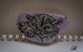 Роспись по камням. Фиолетовый котёнок