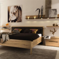 Красивая и недорогая спальня в минимализме для молодых