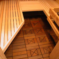 Художественный деревянный пол в сауне