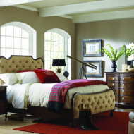 Кровать американского бренда SCHNADIG: жемчужина спальной комнаты