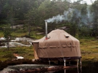 На юге Норвегии появился поселок-отель из юрт