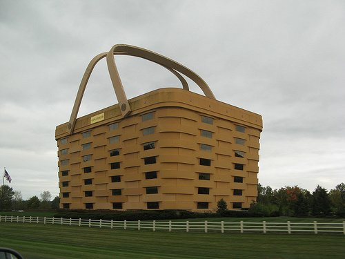 Дом-корзина (The Basket Building) в Штате Огайо, США.