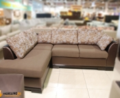 Модель «Франко» имеет сиденье на пружинном блоке. Диван выполнен в современном европейском модерне. 
Долговечность сиденьям обеспечивает пружинный блок. Основу каркаса модели составляют натуральная древесина и мебельная фанера. Ламинированный бельевой ящ  Угловой диван \