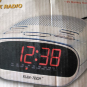 часы - радио, с будильником, работающие от сети, ..будильник настраивается на обычный зуммер или на любимую радиостанцию FM...  модель 3134  2500  по договорённости  шт  Taipei  по договорённости  Часы ЧАСЫ УДАЧИ ИП