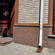 Мы производим абсолютно пожаробезопасные панели для облицовки фасадов.Превосходный внешний вид и лёгкость монтажа позволяют оценить все преимущества панелей Арт Декор «Гранитный аккорд». Имеет богатую цветовую гамму, различные размеры.  Фасадные панели Гранит  8570  цена минимальная  м2  Прочeе Инвест Холдинг Астана 2011 ТОО
