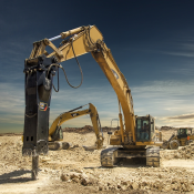 АРЕНДА ГИДРОМОЛОТА С ЭКСКАВАТОРОМ 30 ТОНН НА БАЗЕ ГУС ЭКС HITACHI и CAT весом 30 тонн  Компания Alem Sauda Ltd (alemsauda.kz) оказывает услуги аренды ( с 2013 года ) ГУСЕНИЧНЫХ ЭСКАВАТОРОВ С ГИДРОМОЛОТОМ вместе с оператором в всех регионах РК. Выездной сервис. Доставка своими тралами. Класс энергий 6000 Дж. Рабочее давление, макс. кПа 18000  ГОД ВЫПУСКА 2018. Частота ударов 350-700 уд/мин  20000  тг/час Минимальный заказ 1 месяц  цена минимальная  Аренда и услуги экскаватора, услуги экскаватора-погрузчика Alem Sauda ltd ТОО