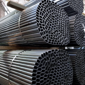 Труба овальная  Трубы с овальным сечением широко используются в промышленности, где требуется высокая жесткость и прочность конструкций. Они применяются для производства погрузочно-разгрузочных устройств, транспортных средств и оборудования для обработки металла  30x15, 40x20, 48x21, 90x40.   тг. Доставка входит в цену   тг. тонна  Россия, Казахстан  Трубы круглые, стальные, металлические и оцинкованные СтальКомплекс Казахстан ТОО