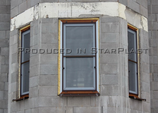 Окна в недостроенном здании