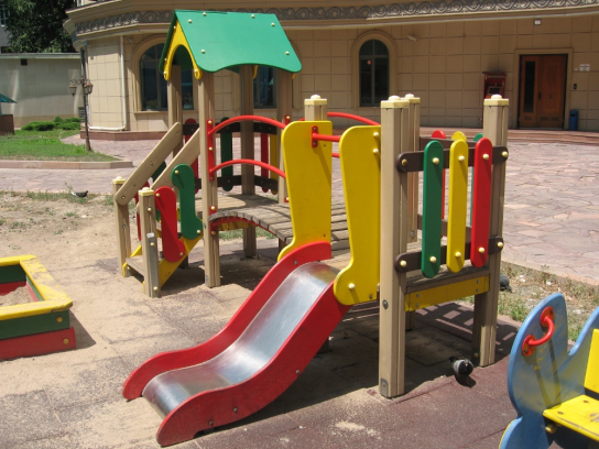 фото. Детские игровые площадки в Алматы. - Фото