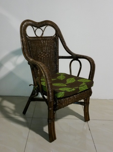 Кресло с подушкой. Модель: S 49 B