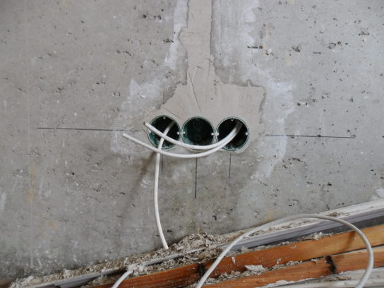 на что установить подрозетники в бетон